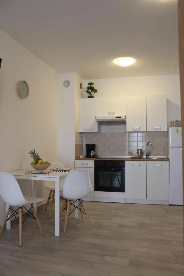 Sanda Apartment Banjole